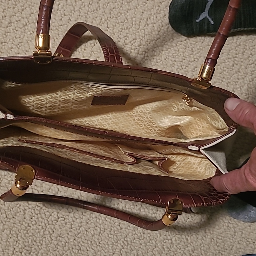 Purse - Picture 4 of 4